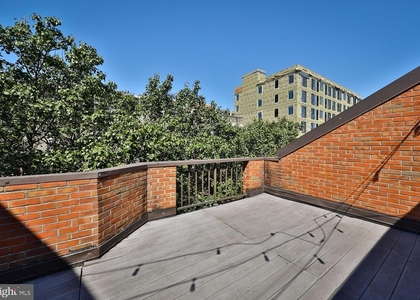 215 N 23rd Street - Photo 1