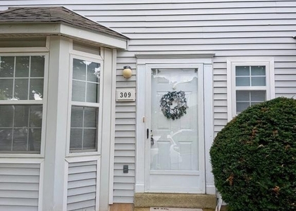 309 Huntington Court - Photo 1