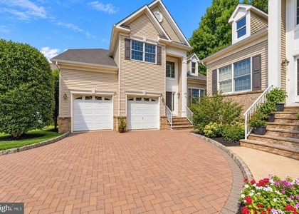 25 Brittany Court - Photo 1