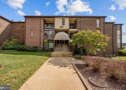 7716 Hanover Parkway - Photo 1