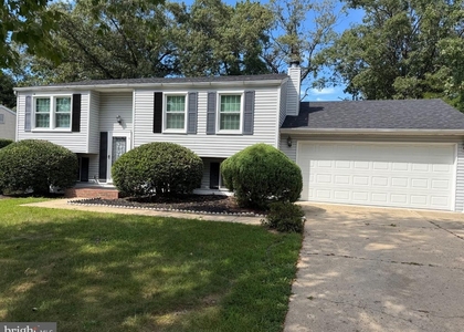 6308 Clinton Way - Photo 1