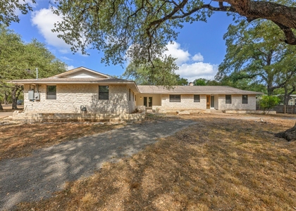 302 Westlake Dr - Photo 1