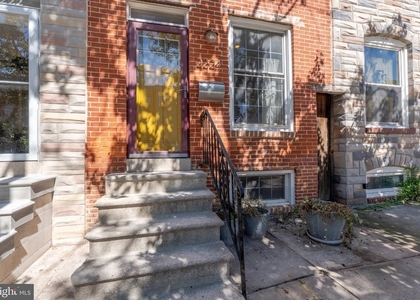 2224 Bank Street - Photo 1