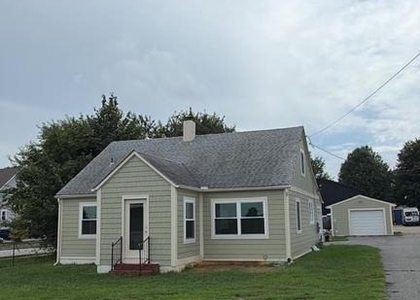 2318 S Dupont Boulevard - Photo 1