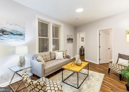 209 15th Street Ne - Photo 1