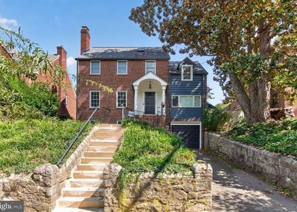 4929 Macarthur Boulevard Nw - Photo 1