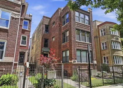 7733 N Marshfield Avenue - Photo 1