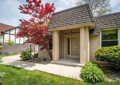 952 Norwood Court - Photo 1
