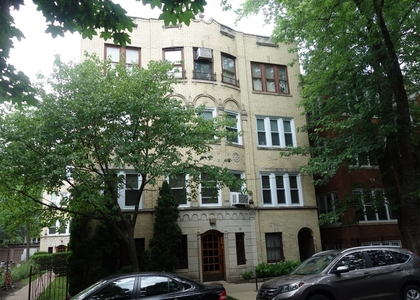 1436 W Thome Avenue - Photo 1