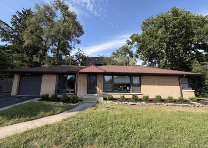 266 S Prospect Avenue - Photo 1