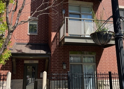 1351 S Halsted Street - Photo 1