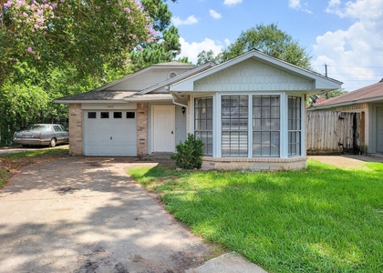 5222 Beaverhill Drive - Photo 1