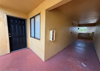 2885 Winkler Avenue - Photo 1