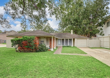 5411 Evergreen Street - Photo 1