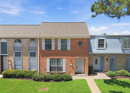11002 Hammerly Boulevard - Photo 1