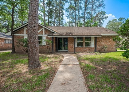 25303 Lynbriar Lane - Photo 1