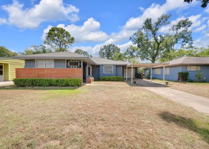 5310 Newkirk Lane - Photo 1