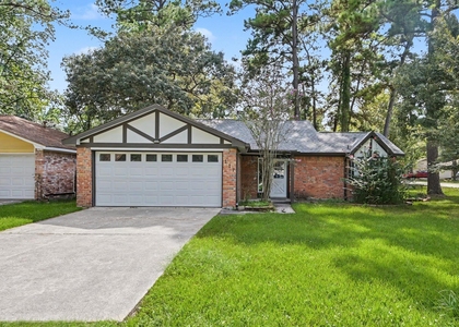 117 N Woodstock Circle Drive - Photo 1