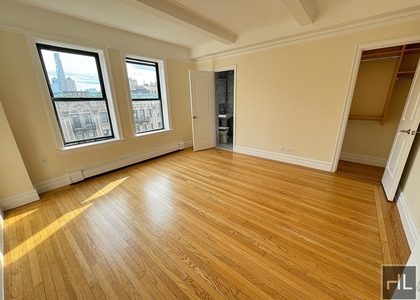 West 79 Street - Photo 1