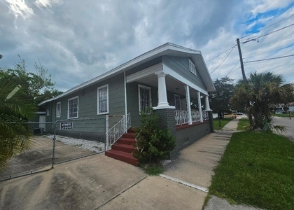 2408 N Albany Avenue - Photo 1