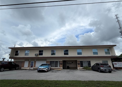 2400 25th Street N - Photo 1