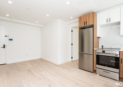 485 Tompkins Ave - Photo 1