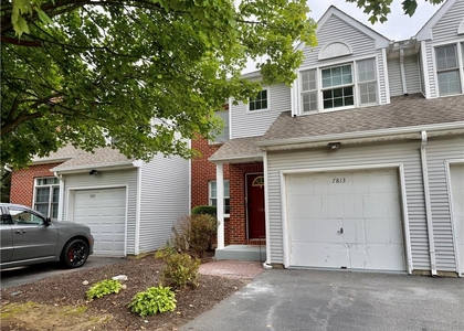 7813 Cross Creek Circle - Photo 1