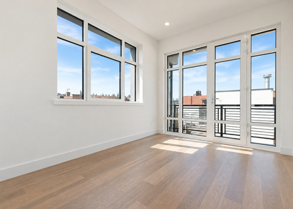 85 Rogers Avenue - Photo 1