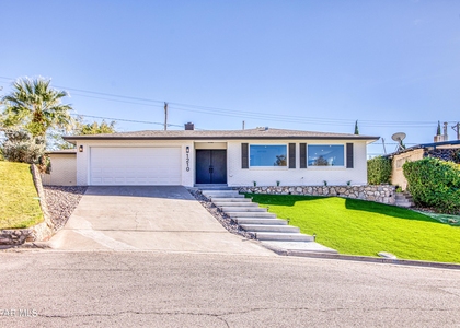 1210 La Cruz Drive - Photo 1