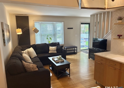245 Sunnyridge Avenue - Photo 1