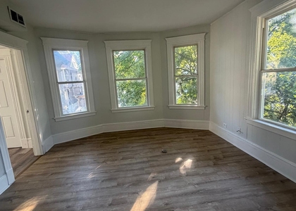 183 Chestnut Avenue - Photo 1