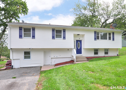 13 Pleasant View Avenue - Photo 1