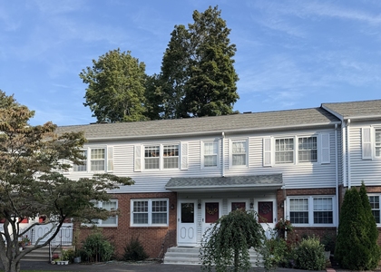 310 Booth Street - Photo 1