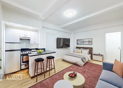 140 East 46th Street - Photo 1