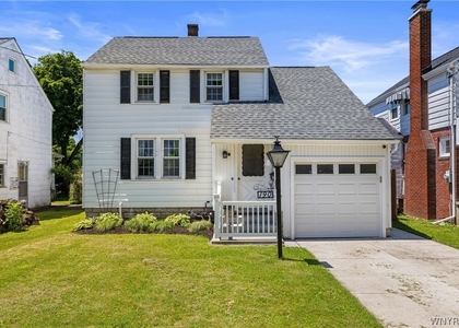 190 Springville Avenue - Photo 1