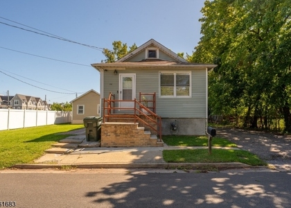 166 Victor St Unit 1 - Photo 1