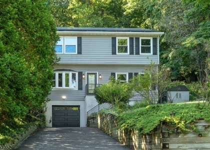 233 Mount Hope Ave - Photo 1