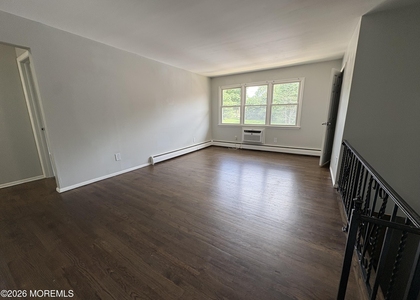 55 Terrace Avenue - Photo 1
