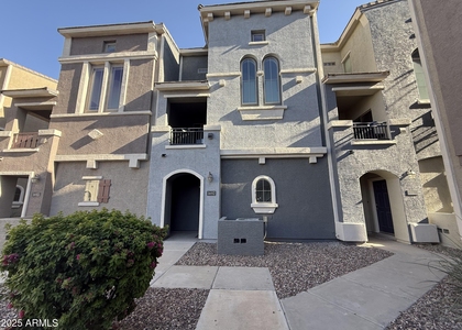 2402 E 5th Street - Photo 1