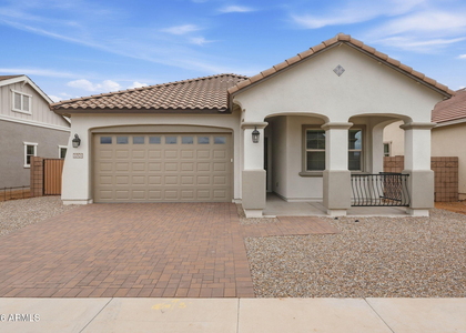22521 E Cattle Drive - Photo 1