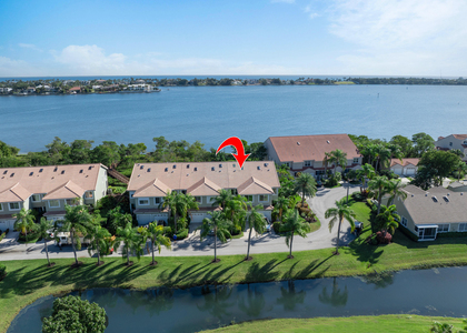 88 N Lakeshore Drive - Photo 1