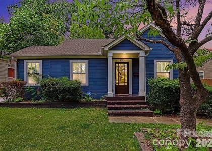1013 Spruce Street - Photo 1