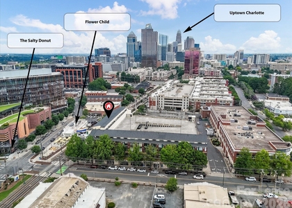 115 E Park Avenue - Photo 1