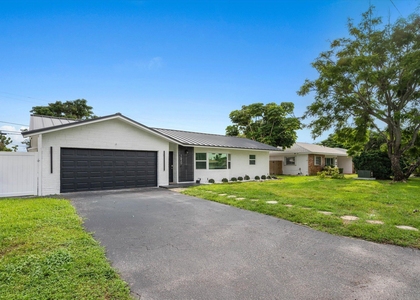 1650 Nw 9th Street - Photo 1