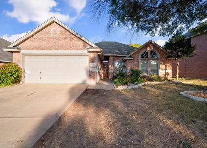309 Shane Lane - Photo 1