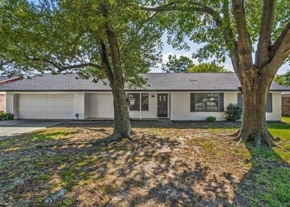 221 Azalea Drive - Photo 1