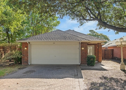 616 Renaissance Place - Photo 1