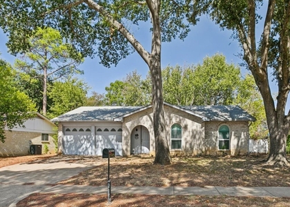 2305 Harvard Drive - Photo 1