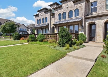 309 Sugarmaple Lane - Photo 1