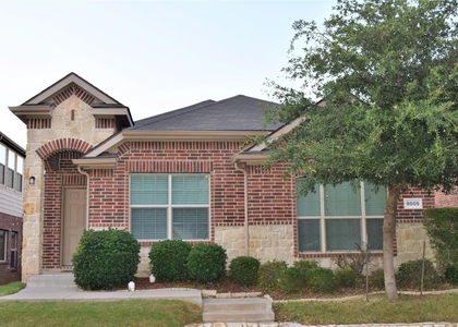 9005 Sundance Trail - Photo 1